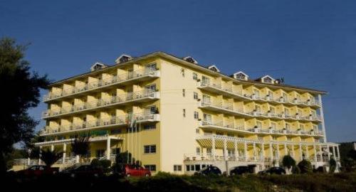 Hotel Montemuro Castro Daire Bagian luar foto