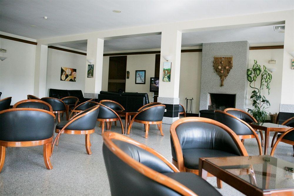 Hotel Montemuro Castro Daire Bagian luar foto